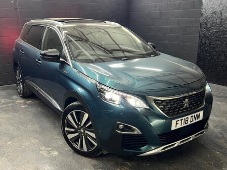 PEUGEOT 5008 1.5 BlueHDi GT Line Premium